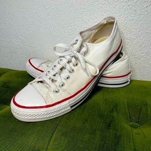 White Converse sz 8.5
